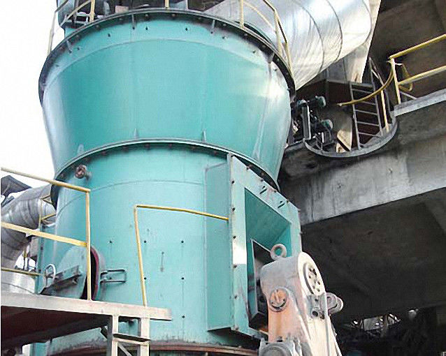 Consommation verticale de puissance faible de moulin de charbon de rouleau de 110 t/h pour le meulage de charbon